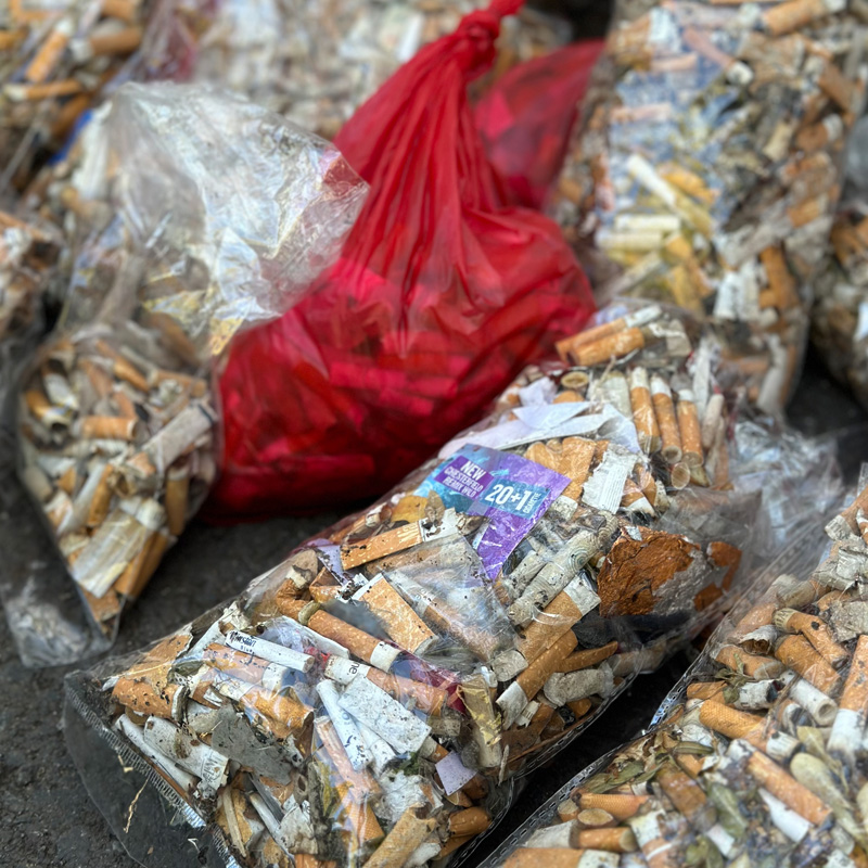 Bild: 2.5 kg Zigarettenstummel gesammelt